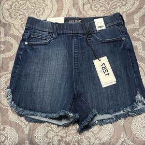 NWT Judy Blue High-Waist Dark Blue Pull On Shorts Women’s Size Small